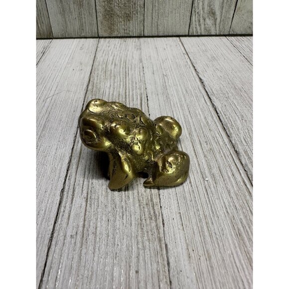 Vintage Brass Oriental Frog with Spots Paperweight Statue 1.5" Long Home Decor - Picture 4 of 8
